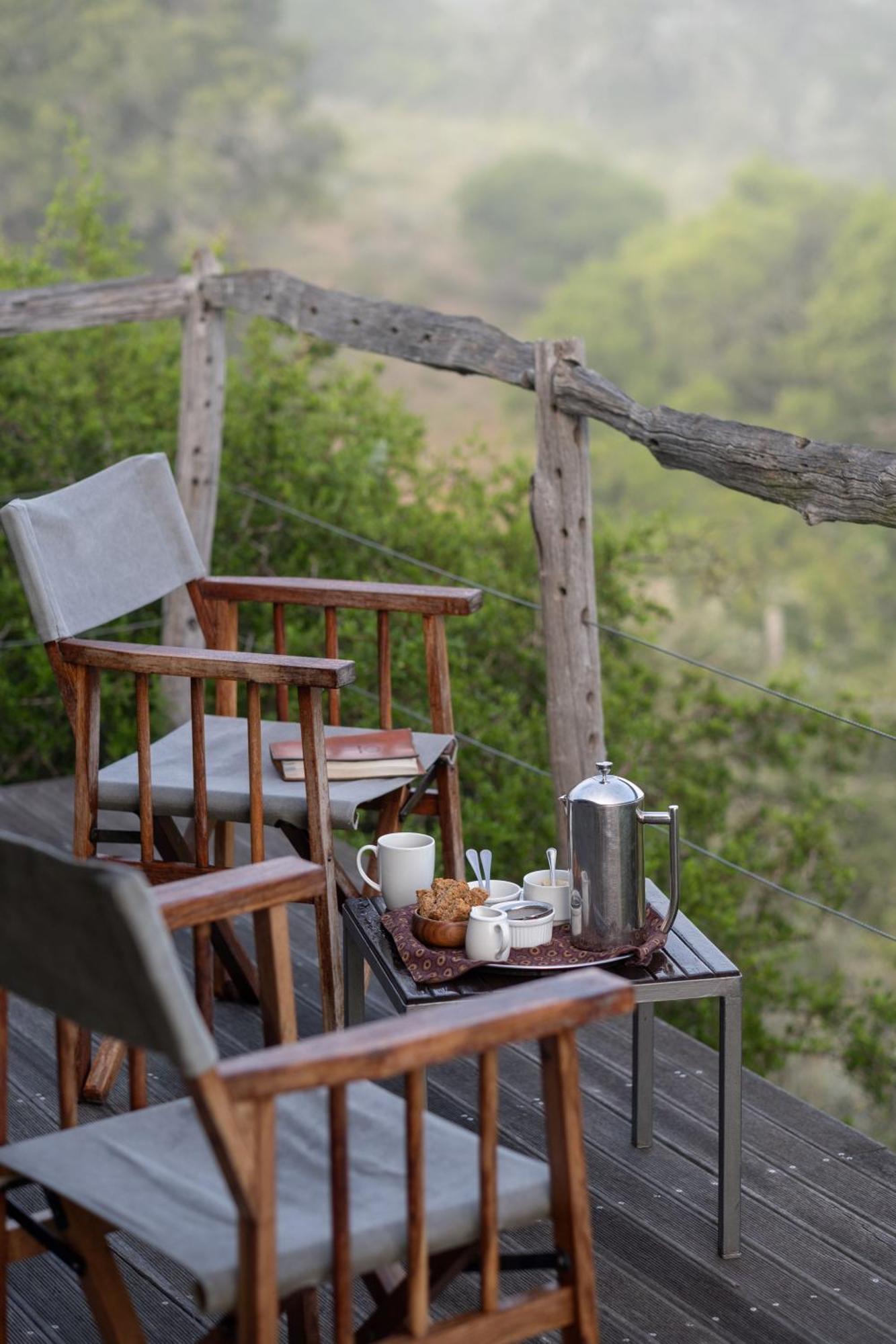 Hillsnek Safari Camp - Rezervaţia Naturală Amakhala Exterior foto