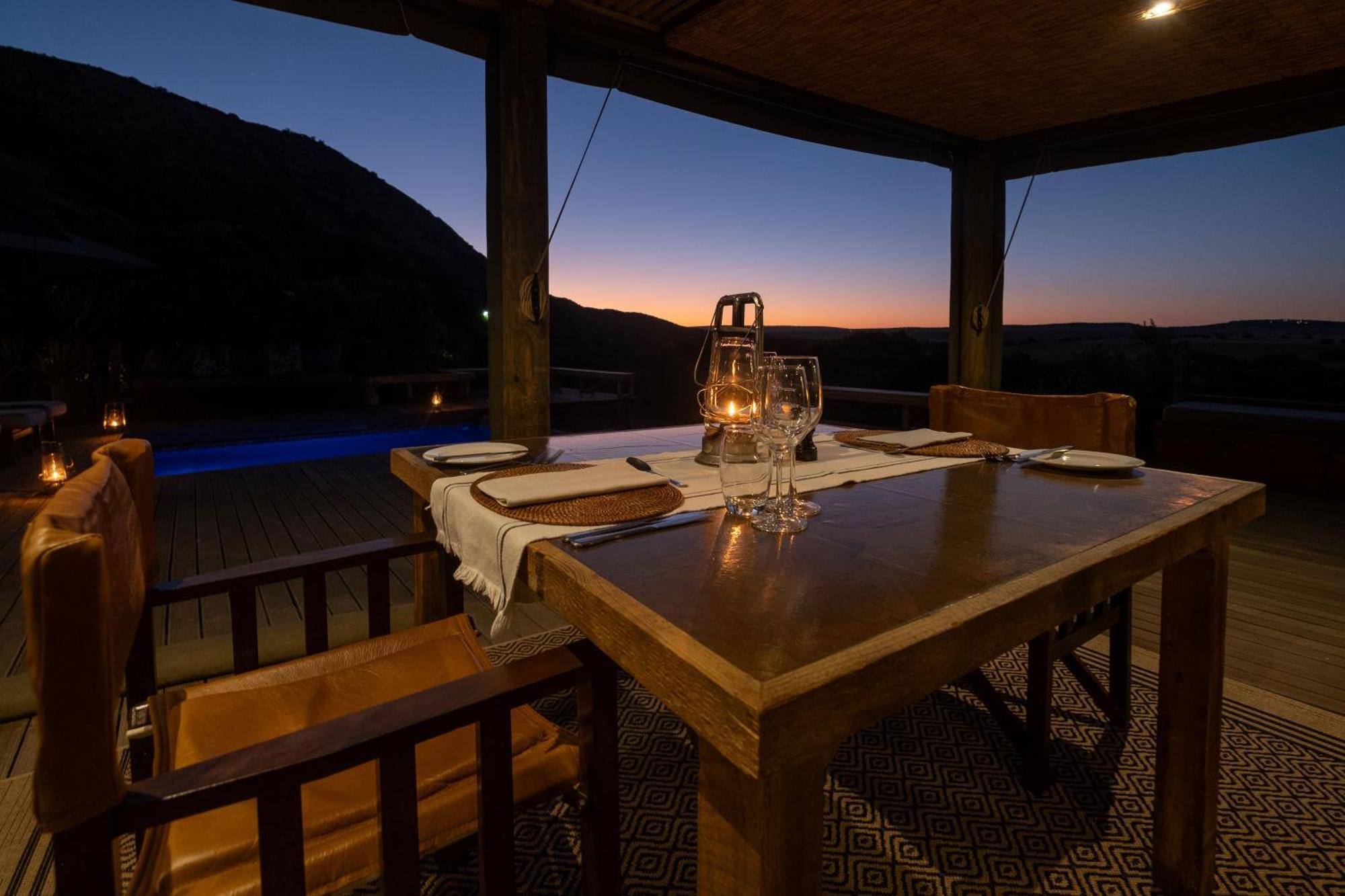 Hillsnek Safari Camp - Rezervaţia Naturală Amakhala Exterior foto