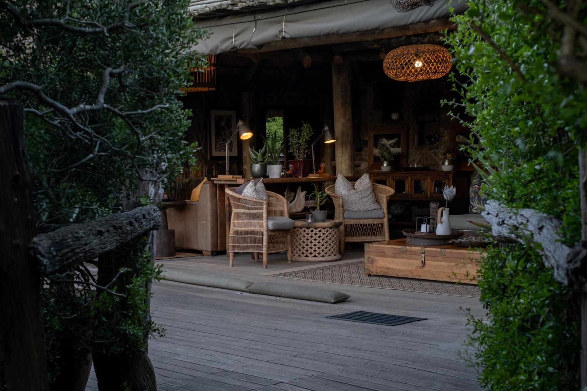 Hillsnek Safari Camp - Rezervaţia Naturală Amakhala Exterior foto